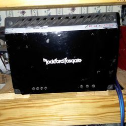 Rockford fosgate Amp