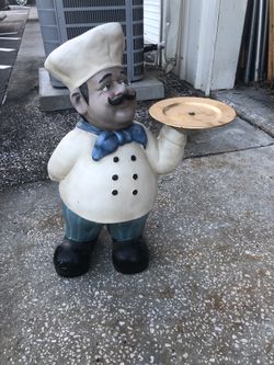 30” Chef Statue With Tray