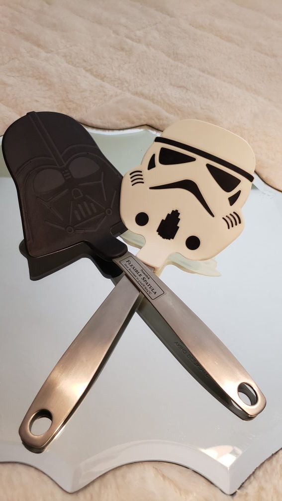 Nwtag Williams sonoma star wars spatula set of 2 Darth Vader& Stormtrooper