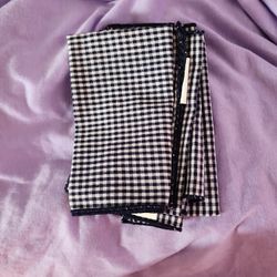 4 DARK NAVY SMALL CLOTH NAPKINS $5 OBO 