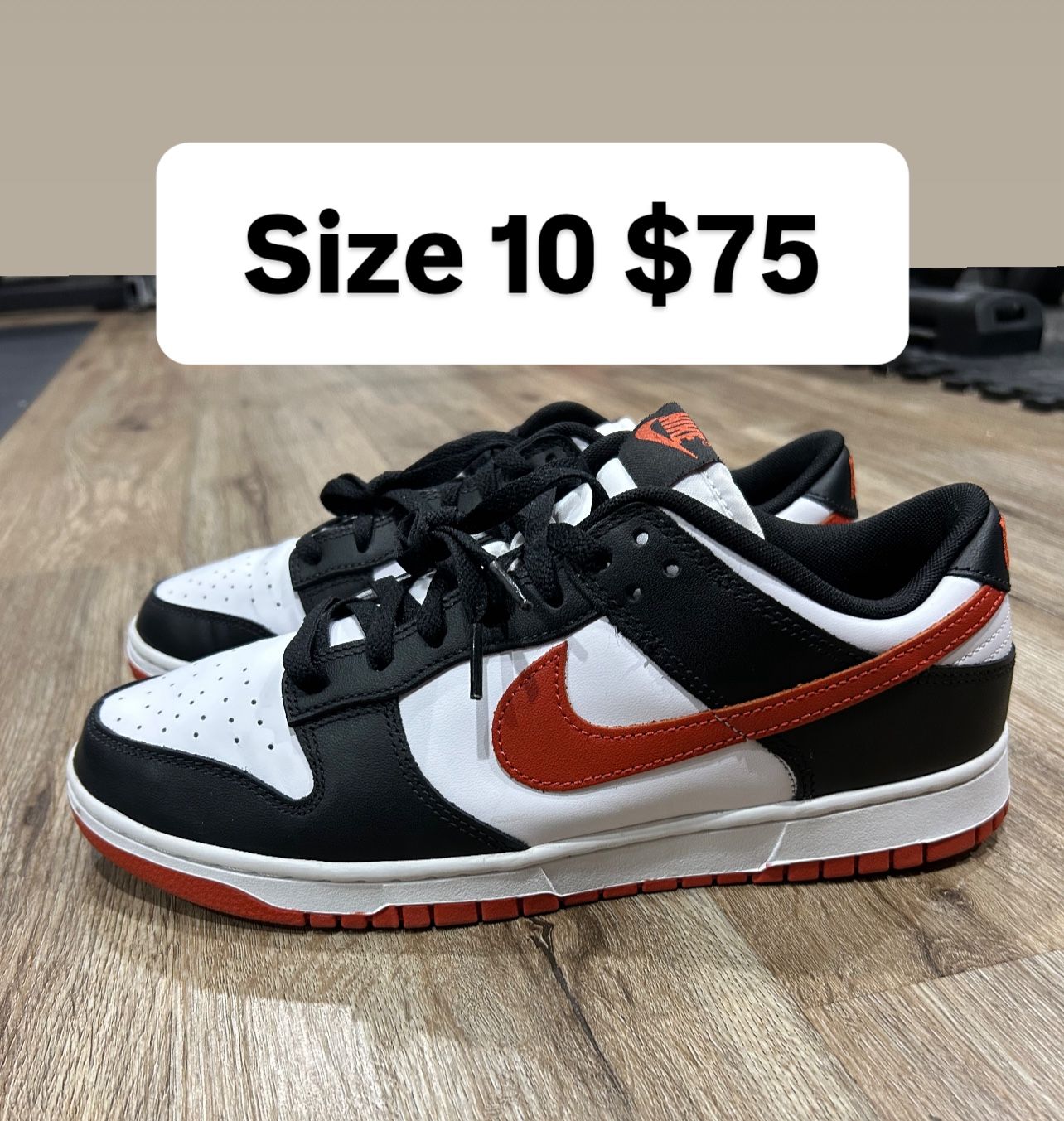 Nike Dunks Size 10 Breds
