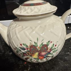 Lenox Holiday Tartan Teapot