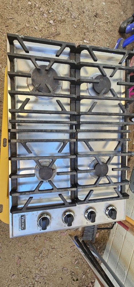 30" Viking Gas Cooktop