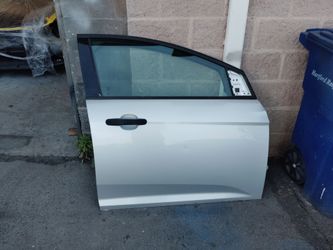 2012 THRU 2018 FORD FOCUS FRONT PASSENGER SIDE DOOR