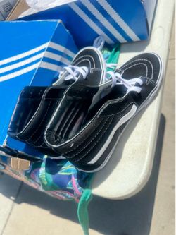 Black vans