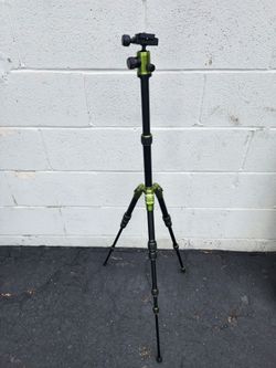 MeFoto Tripod