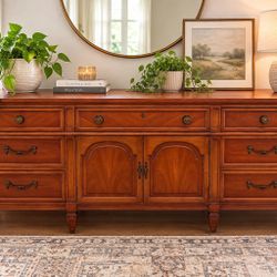 Vintage French Regency By Thomasville 
