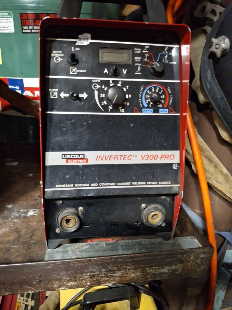 Lincoln Welder, Invertec V300-PRO