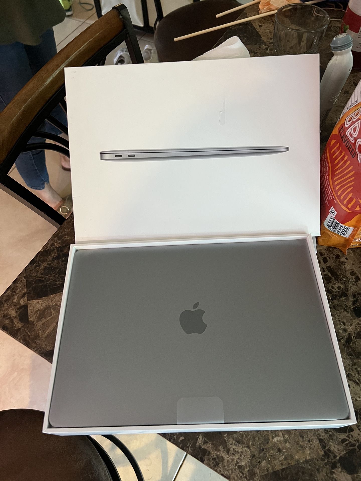 Apple MacBook Air 2019 New Sealed 16GB Ram
