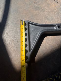 Weight distribution shank