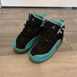 Jordan 12’s