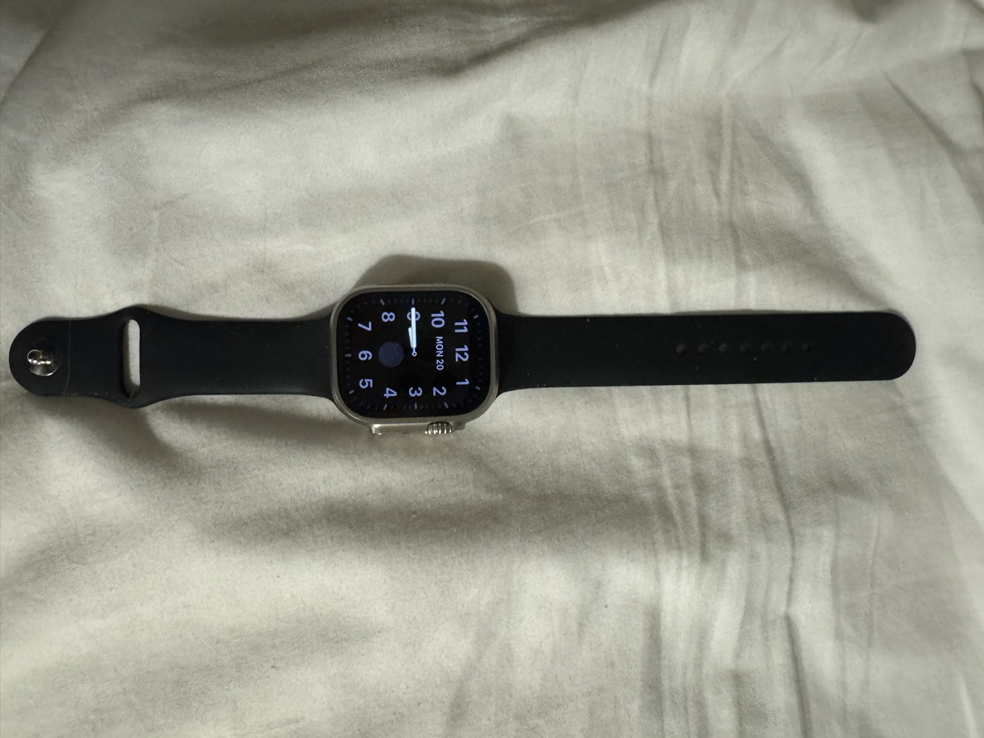 Apple Watch Series 10  Titanium 49mm Ultra