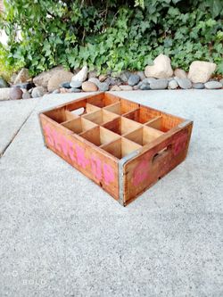 Antique 7-Up Wooden Create