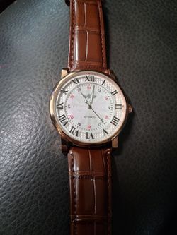 Great looking wind up watch