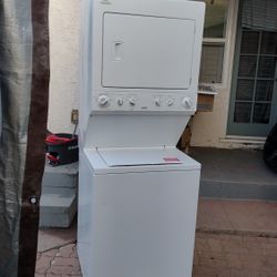 Stackable Washer Gas Dryer 