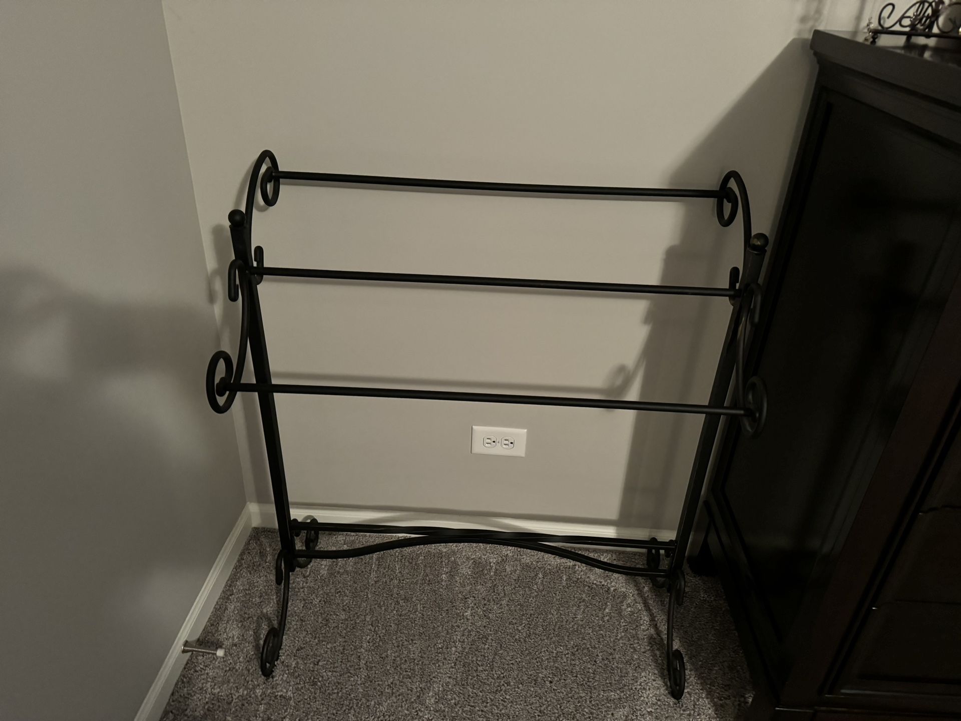 Quilt/Blanket Rack