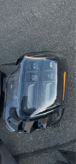 Kia telluride left   headlight 2023 and 2024 and 2025
