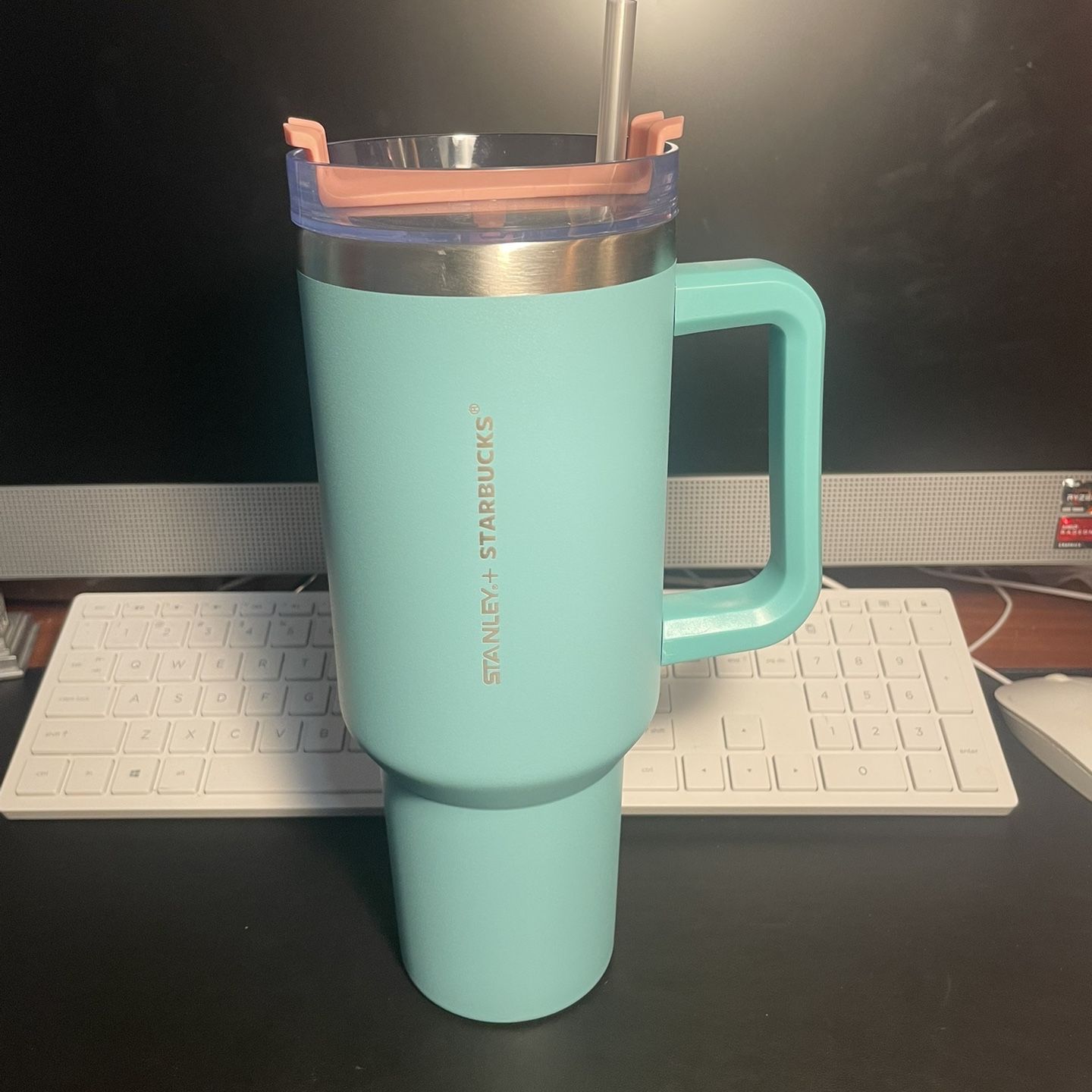Tiffany＆Co. トリプルスターリング サイズ棒:約14【箱/ポーチ付】 Starbucks Stanley Tiffany blue two-tone tumbler for Sale in Pasco