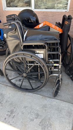 wheelchairs Use wheelchairs and walkers