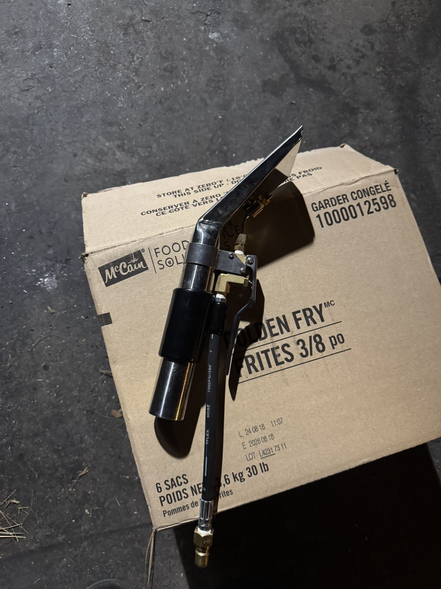 Head wand wash for detailing