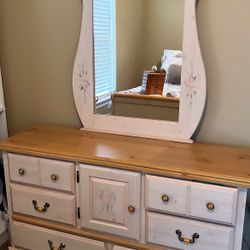 Bedroom Furniture Set