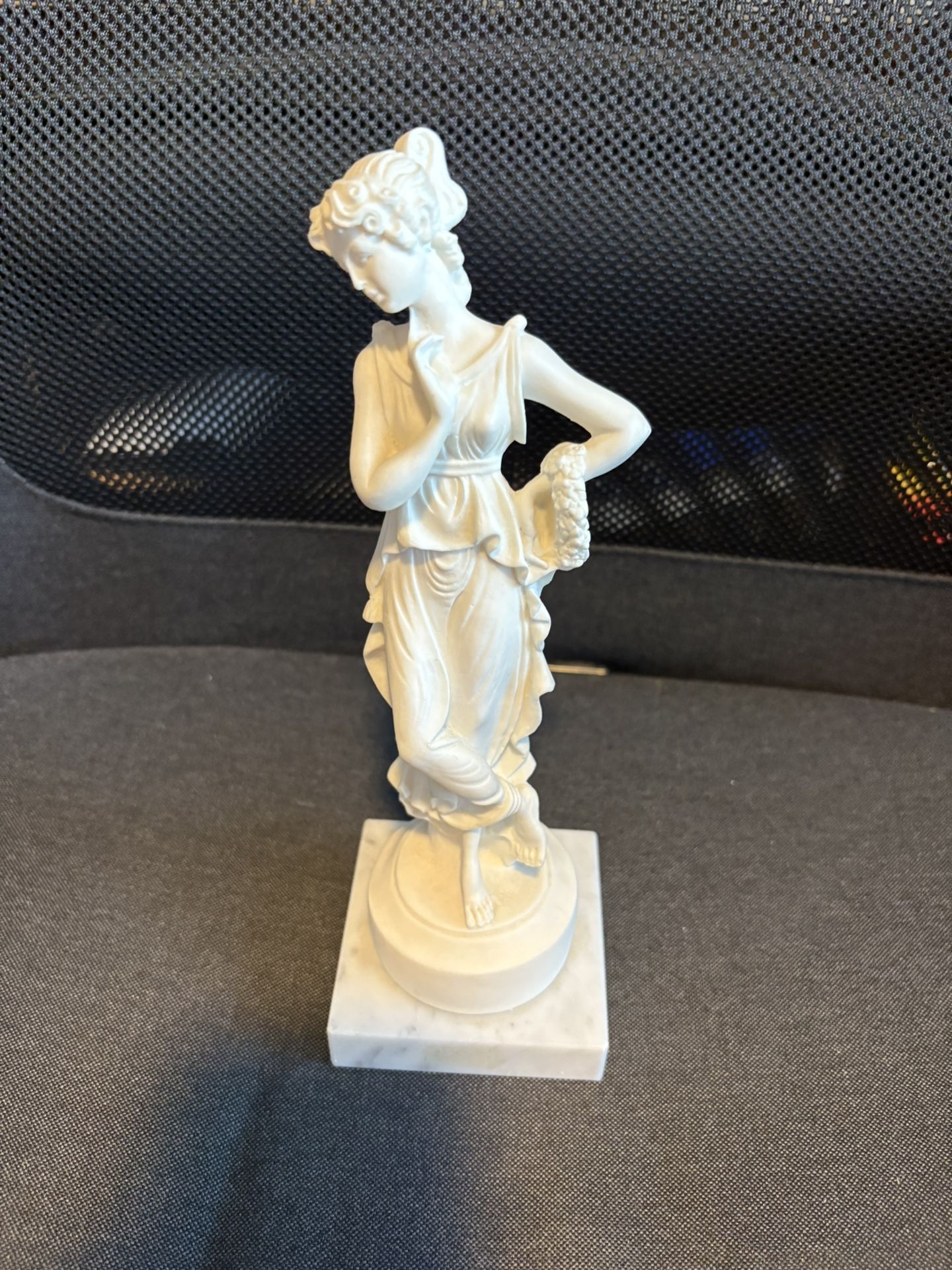 Italian Alabaster Statuette Of A Classical Woman