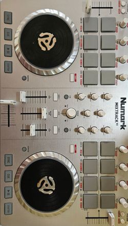 Numark Mixtrack 2 usb DJ controller
