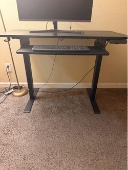 Standing desk