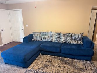 Sectional couch