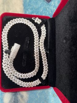 Solid silver 26” moissanite chain