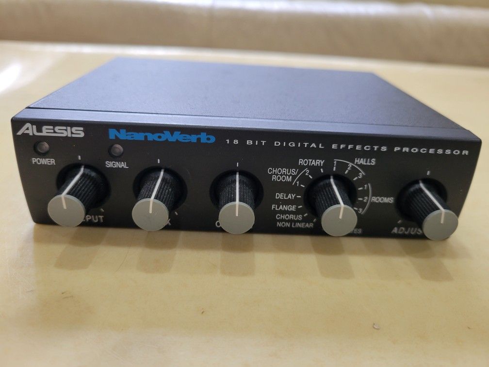 Alesis Nanoverb Effect Processor . Lke new..