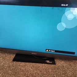 SONY BRAVIA 42" TV NO REMOTE