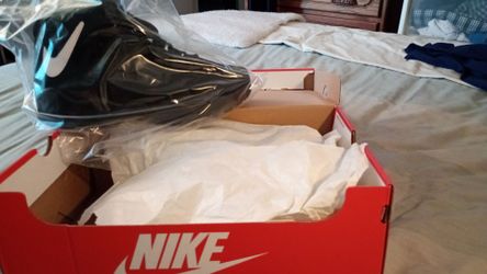 Nikes new size 9