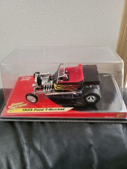 Johnny Lightning 1923 Ford T-Bucket Die-Cast