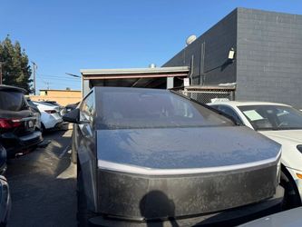 2024 Tesla Cybertruck