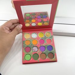 Kara Beauty Summer Stunna Pallet