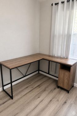 L Shaped Desk For Sale