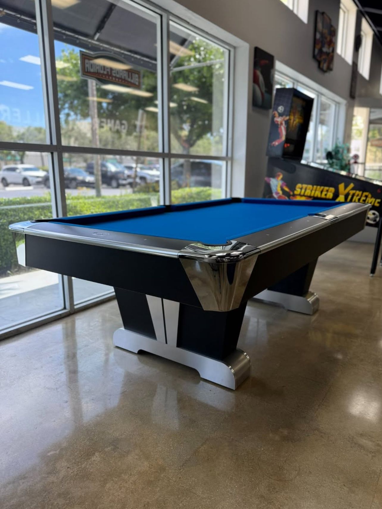 7’ Aurora Pool Table
