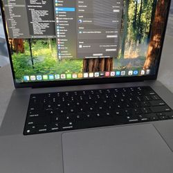 16" M1 Pro MacBook Pro (Battery cycle count 4) OPEN BOX