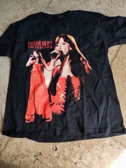 BRAND NEW TAYLOR SWIFT ERAS TOUR CONCERT SHIRT YOUTH MEDIUM