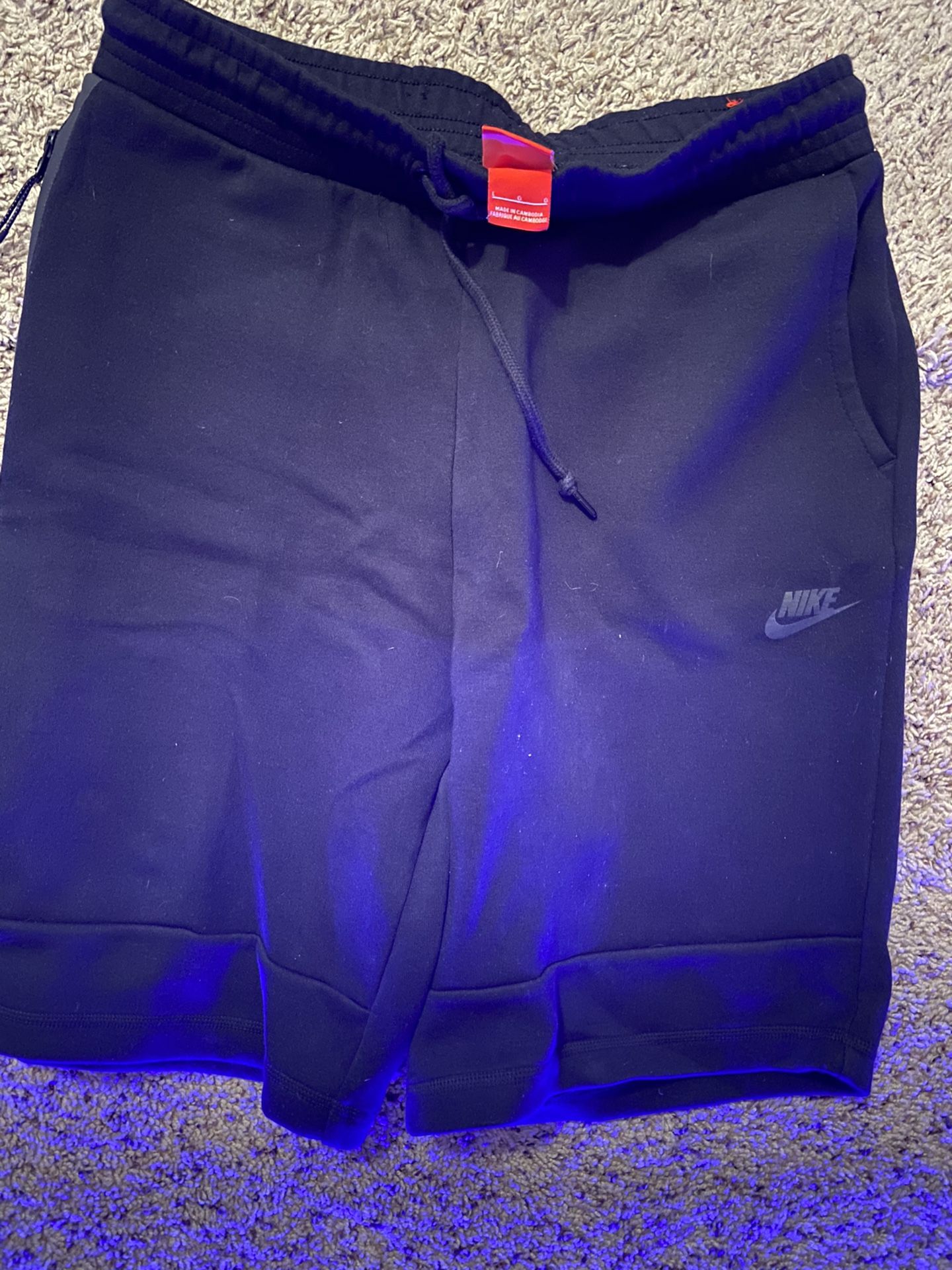 Size L brand new nike shorts