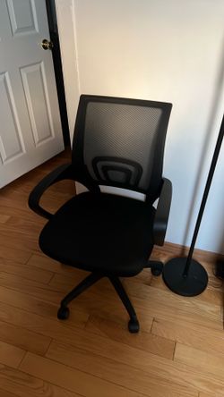 Desk chair