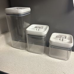 Storage Containers 