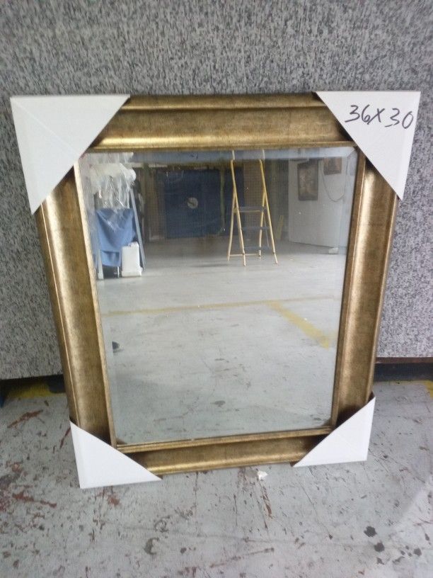 Mirror Hanging Wall 36x30