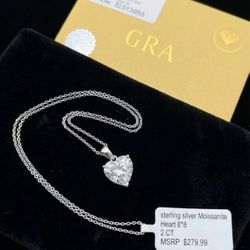 Pure 925 Moissanite Heart  2CT necklace