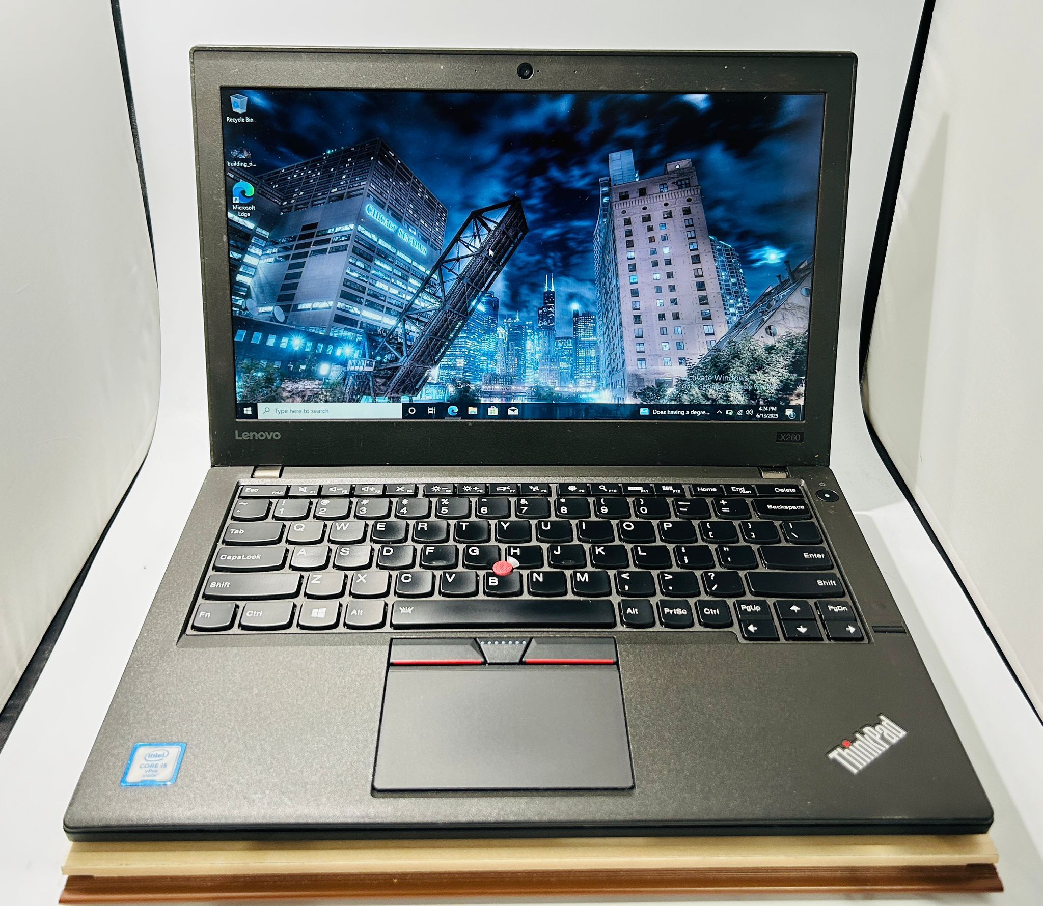 Lenovo X260 Core i5-6300 2.5Ghz 8GB 256GB SSD Windows 10 PRO perfect for Work//Students