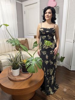 Dress size 8 NWT