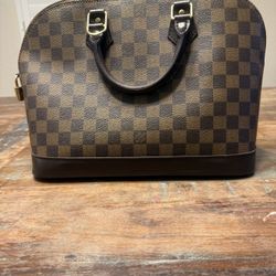 Authentic 1999 Vintage Louis Vuitton Damier Ebene Alma PM