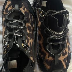 D&G shoes