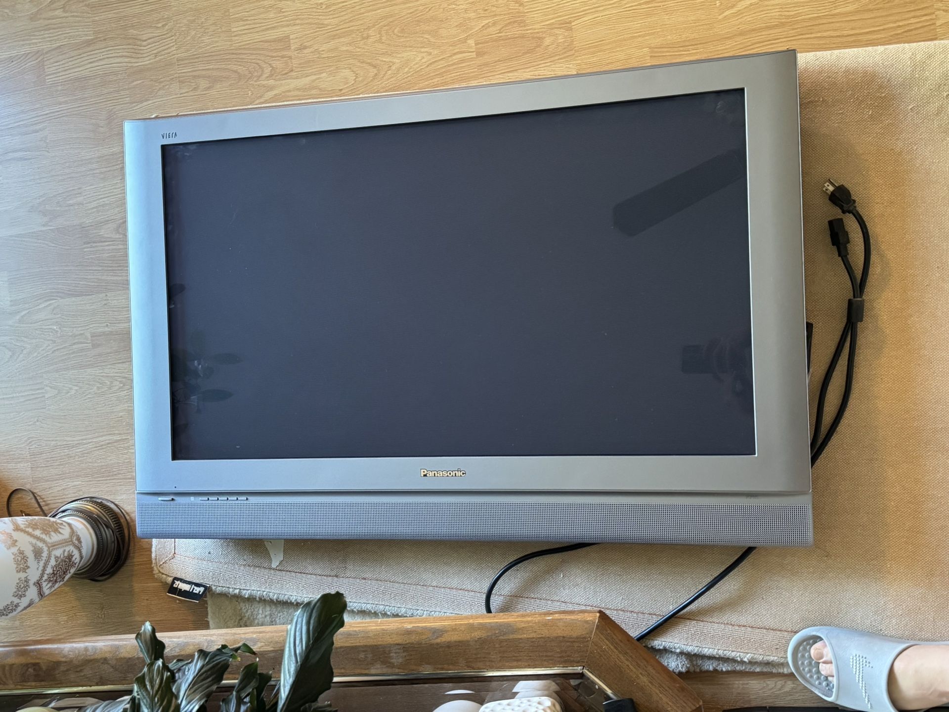 Panasonic 42 Inch TV Fully Working